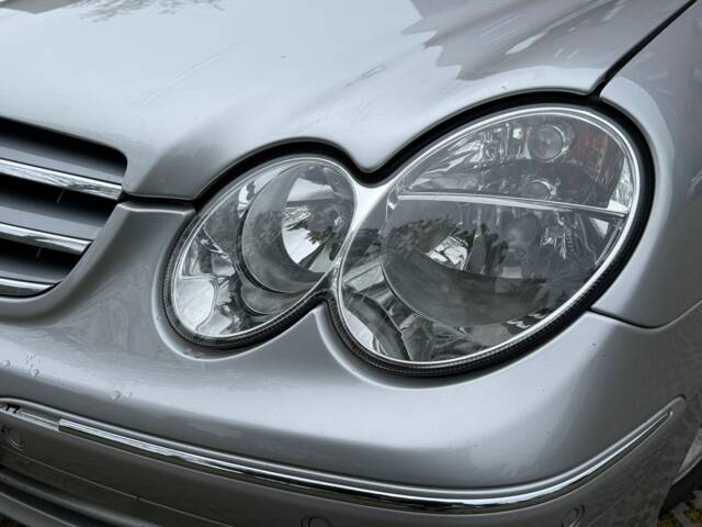 Mercedes-Benz CLK 320