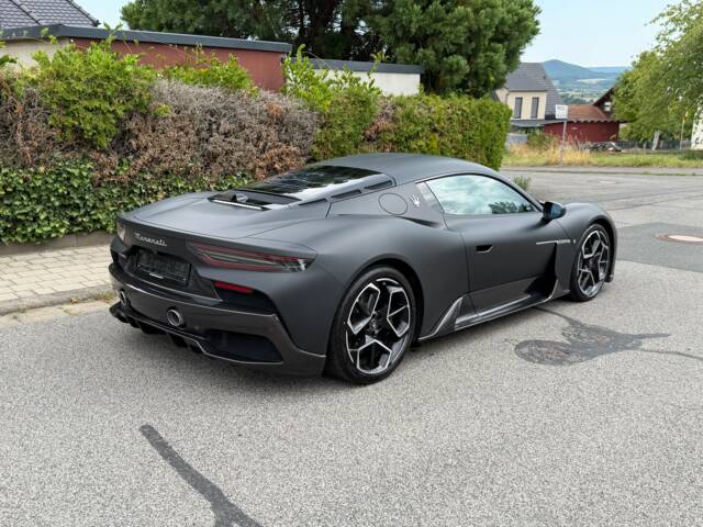 Maserati MC20