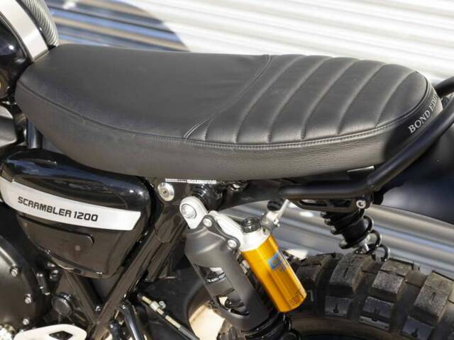 Triumph Scrambler 1200 Bond Edition