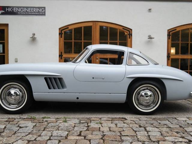 Mercedes-Benz 300 SL "Gullwing"