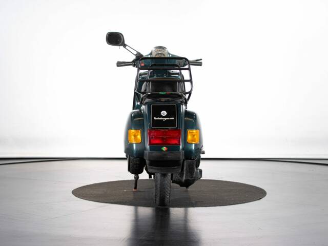 Piaggio Vespa Cosa 150