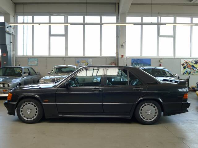 Mercedes-Benz 190 E 2.3-16