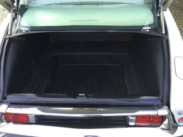 Citroën DS 21 IE Pallas