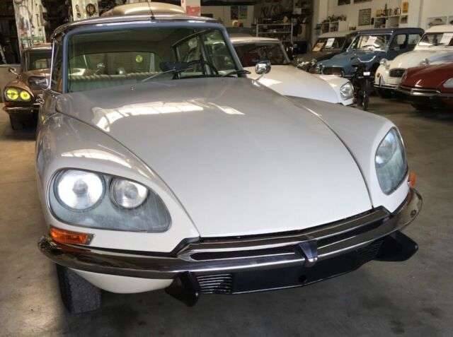 Citroën DS 21 IE Pallas