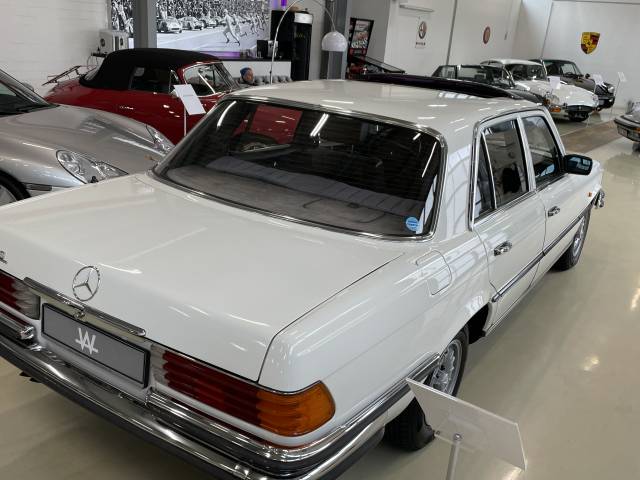 Mercedes-Benz 280 S