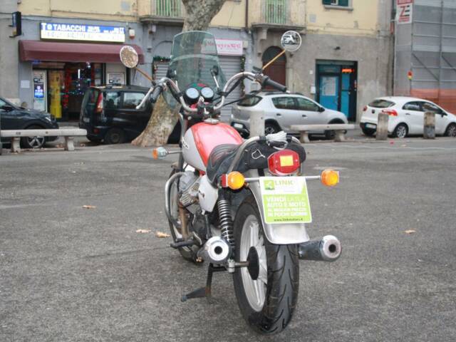 Moto Guzzi V35 C