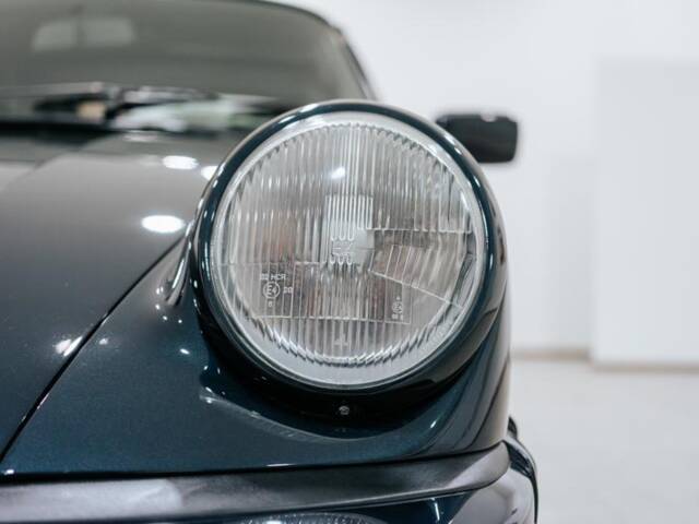 Porsche 911 Carrera 3.2 "25 years 911"