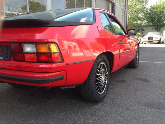 Porsche 924