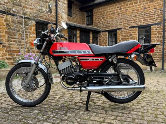 Yamaha RD 200