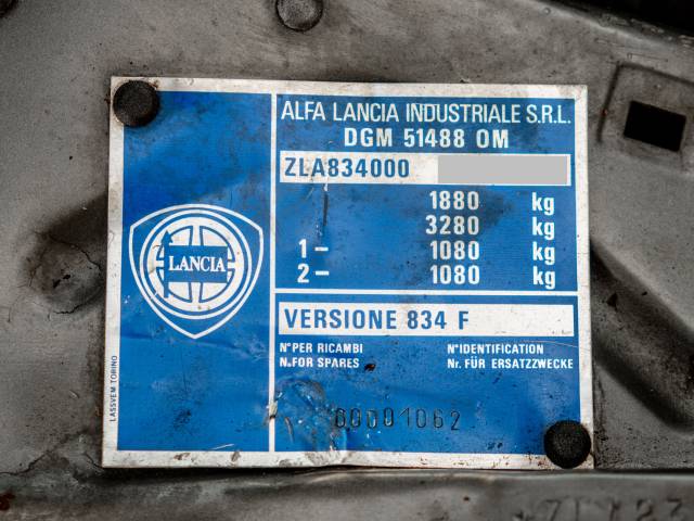 Lancia Thema 8.32