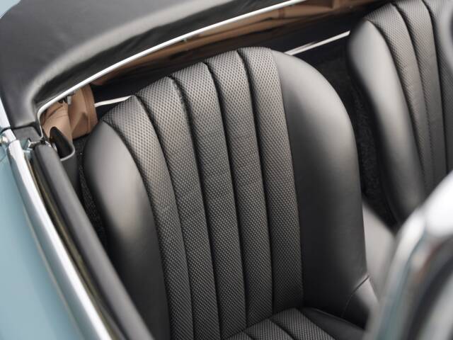 Mercedes-Benz 300 SL Roadster