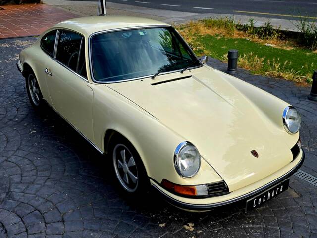 Porsche 911 2.4 T