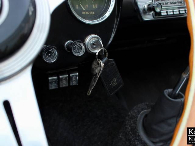 Alfa Romeo 2000 Spider