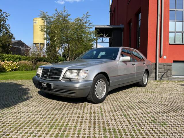 Image 1/30 of Mercedes-Benz S 280 (1994)