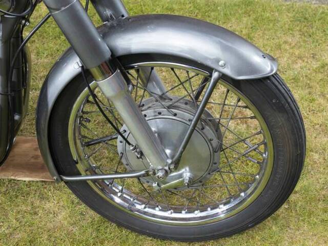 Norton Dominator 99