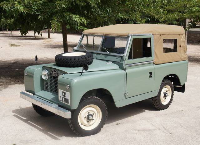 Image 1/9 of Land Rover 88 (1961)