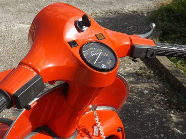 Piaggio Vespa P 200 E
