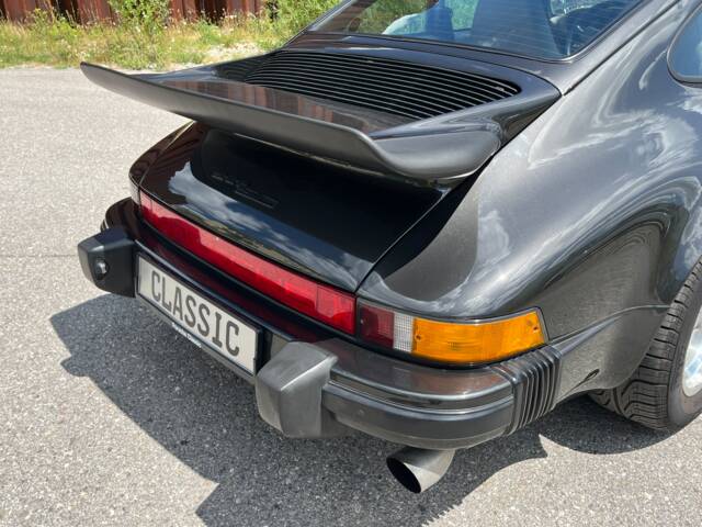 Porsche 911 SC 3.0 "Weissach"