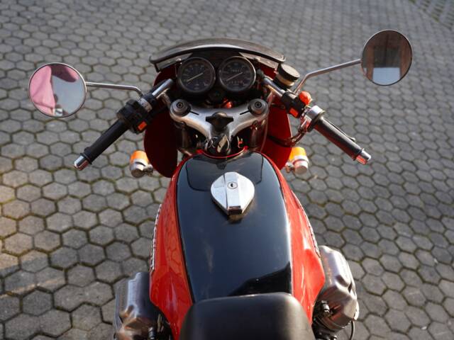 Moto Guzzi 850 LeMans