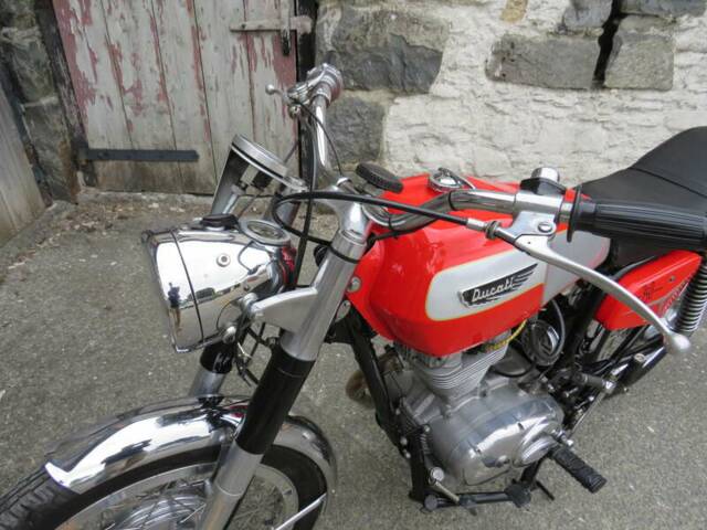 Ducati 350 Mark 3 D