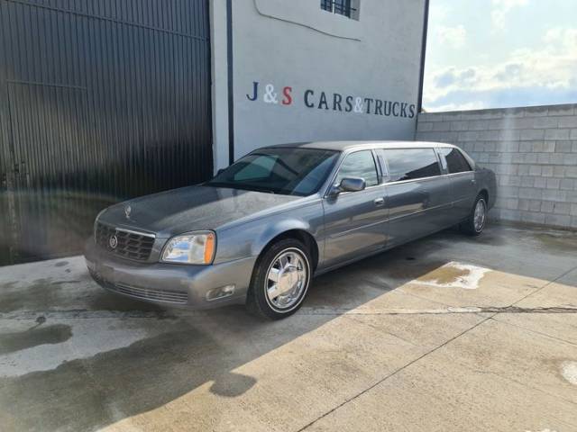 Afbeelding 1/8 van Cadillac DeVille DTS (2004)