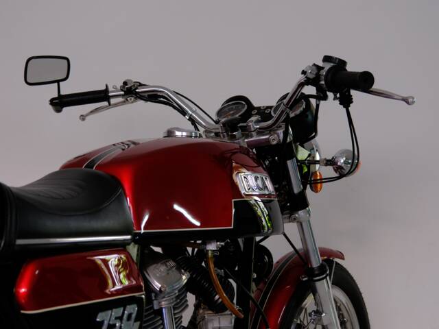 Ducati 750 GT
