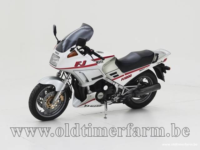 Image 1/2 de Yamaha DUMMY (1988)
