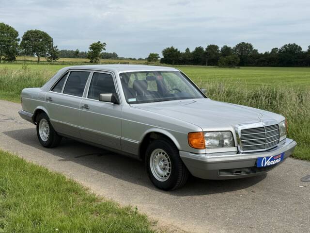 Mercedes-Benz 500 SEL