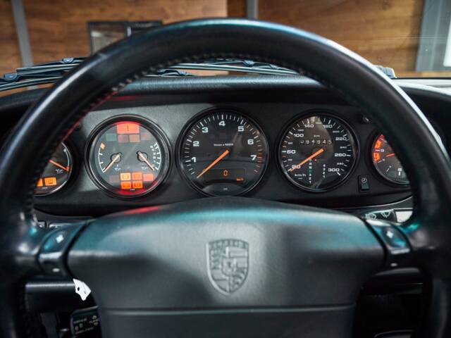 Porsche 911 Carrera