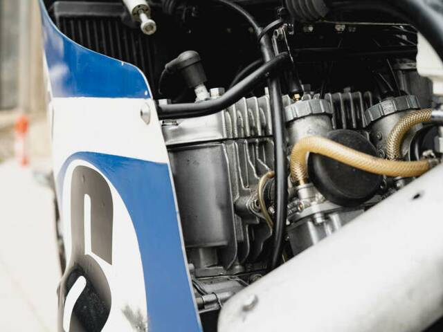 Suzuki GT 750