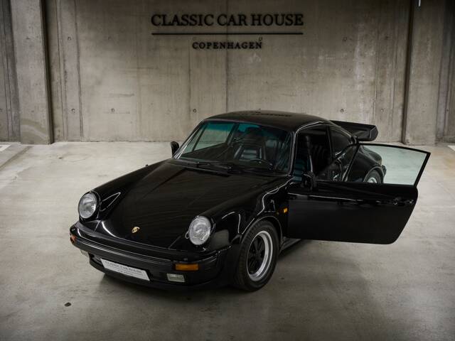 Porsche 911 Turbo 3.3