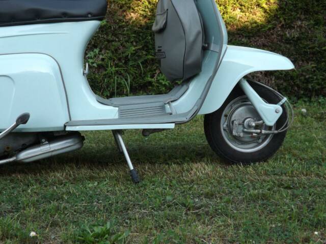 Innocenti Lambretta J50