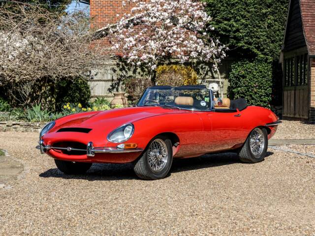 Imagen 1/27 de Jaguar E-Type (1968)