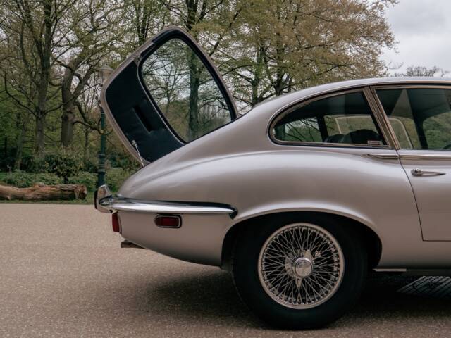 Jaguar E-Type V12 (2+2)