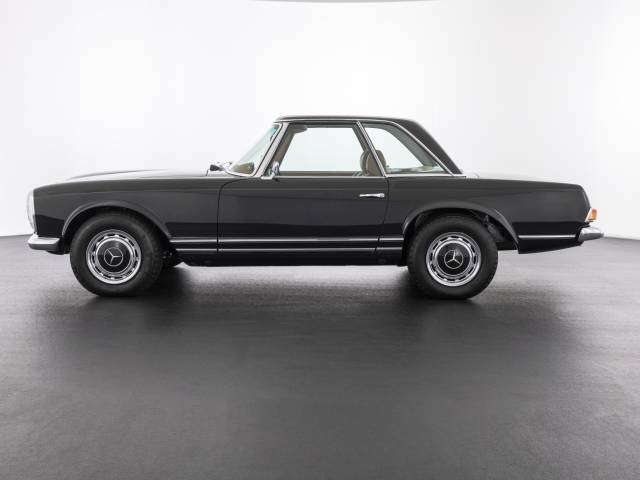 Mercedes-Benz 280 SL