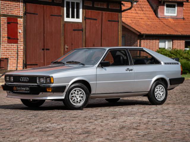 Bild 1/34 von Audi Coupe GL (1982)