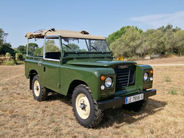 Image 1/7 of Land Rover 88 (1980)