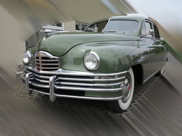 Image 1/15 of Packard Deluxe (1948)