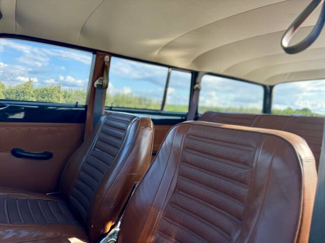 Volvo Amazon P220