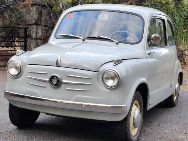 FIAT 600