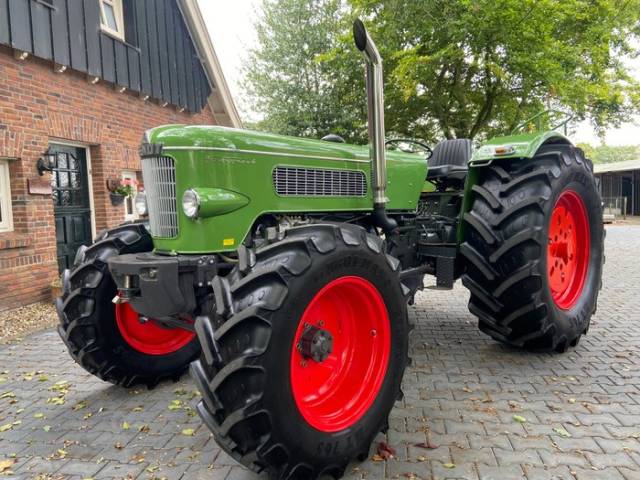 Bild 1/7 von Fendt Favorit 4 (1965)