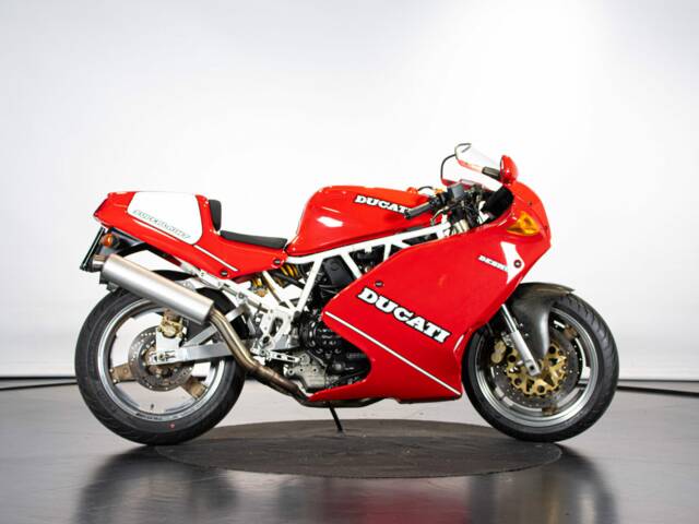 Ducati 900 SS