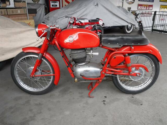 Gilera 150 Sport