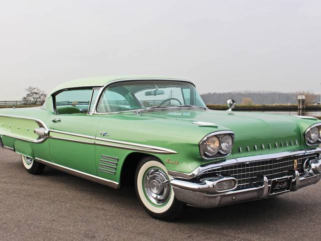 Image 1/30 of Pontiac Bonneville Sport Coupe Tempest 395 (1958)