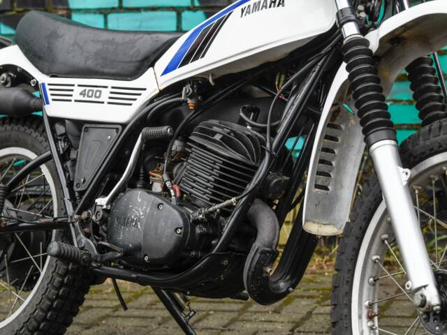 Yamaha DT 400