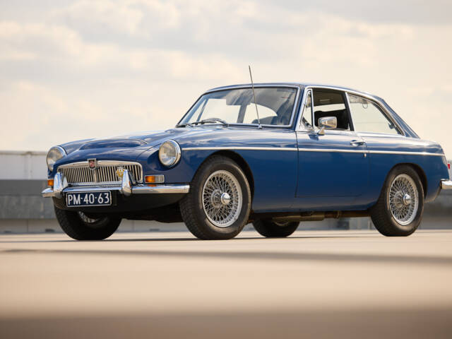 MG MGC GT