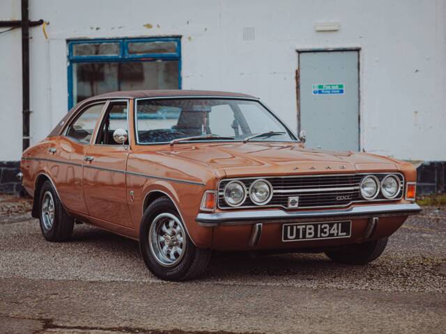 Image 1/8 de Ford Cortina 2000 (1972)