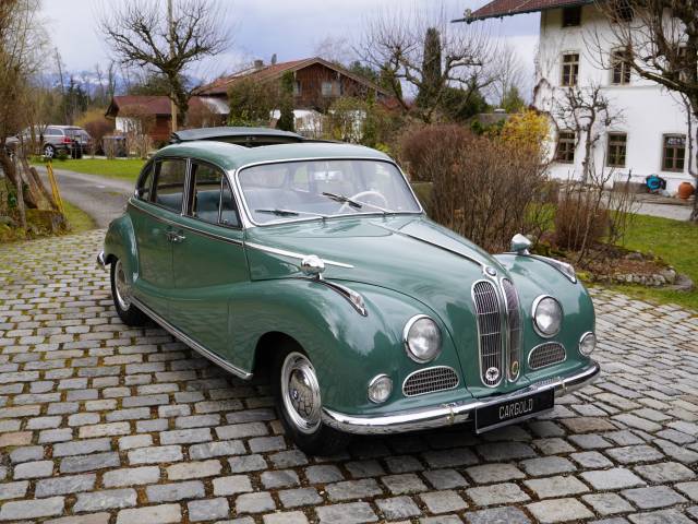 Image 1/16 of BMW 502 - 3,2 Liter (1960)