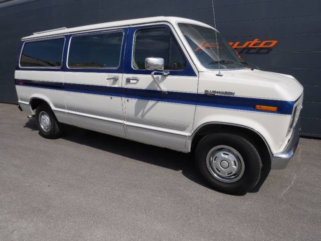 Image 1/28 of Ford Econoline E 150 (1989)