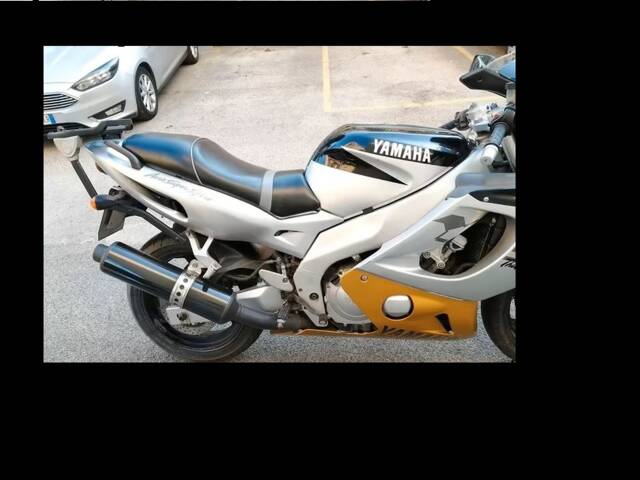 Yamaha YZF 600 R6